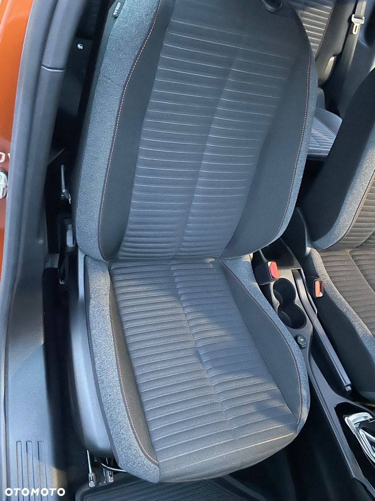 Peugeot 2008 1.2 PureTech Allure S&S EAT8 - 16