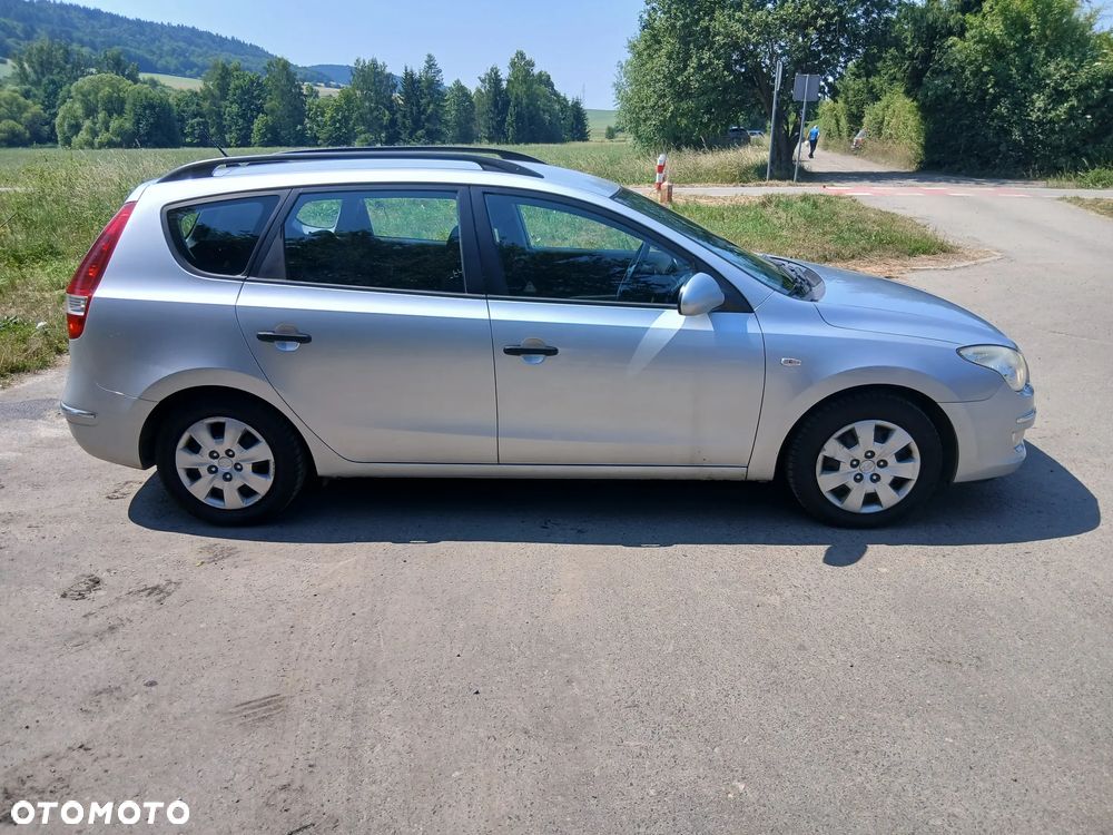Hyundai i30 1.6 Classic - 7