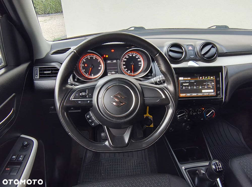 Suzuki Swift 1.2 Dualjet Allgrip Comfort - 32