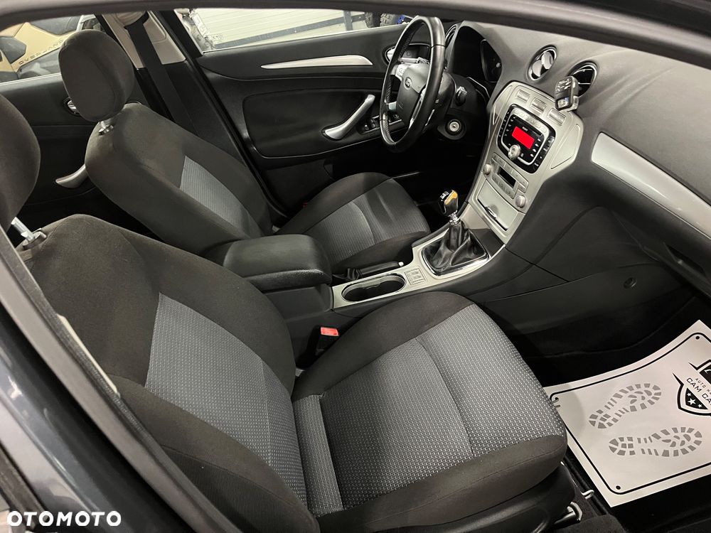 Ford Mondeo - 20