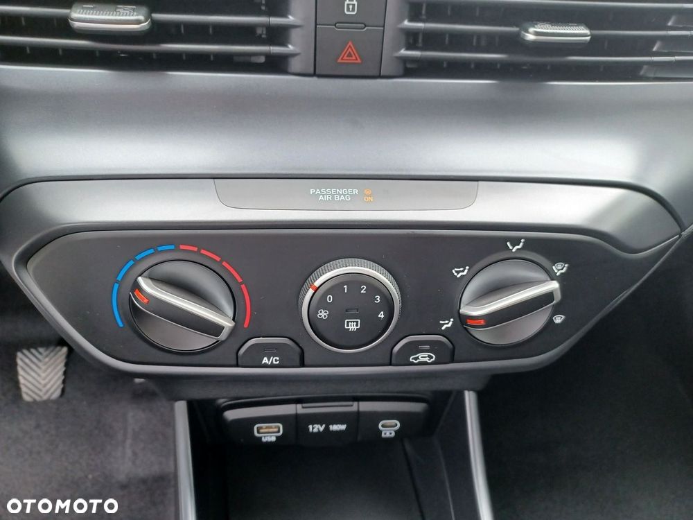 Hyundai i20 - 13