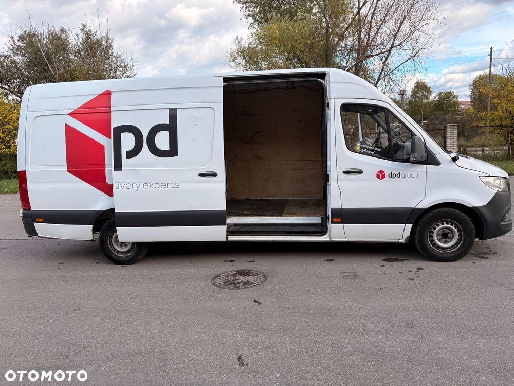 Mercedes-Benz Sprinter - 9
