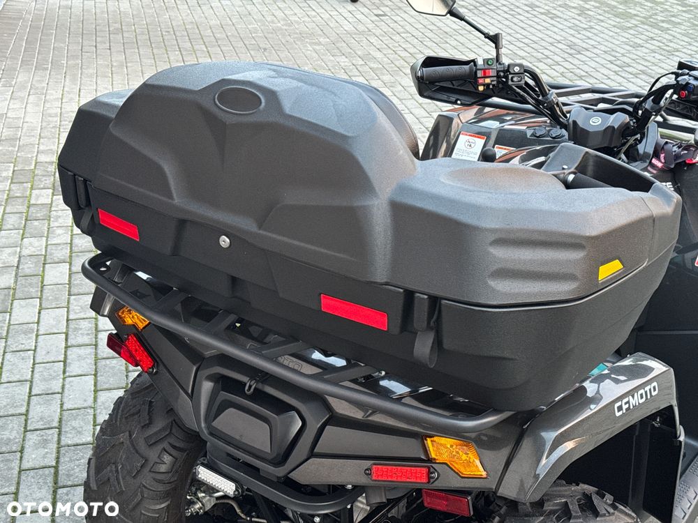 CFMoto CForce - 17