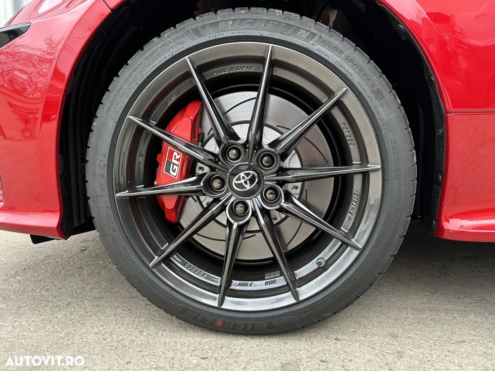 Toyota Yaris GR mit High-Performance-Paket - 9