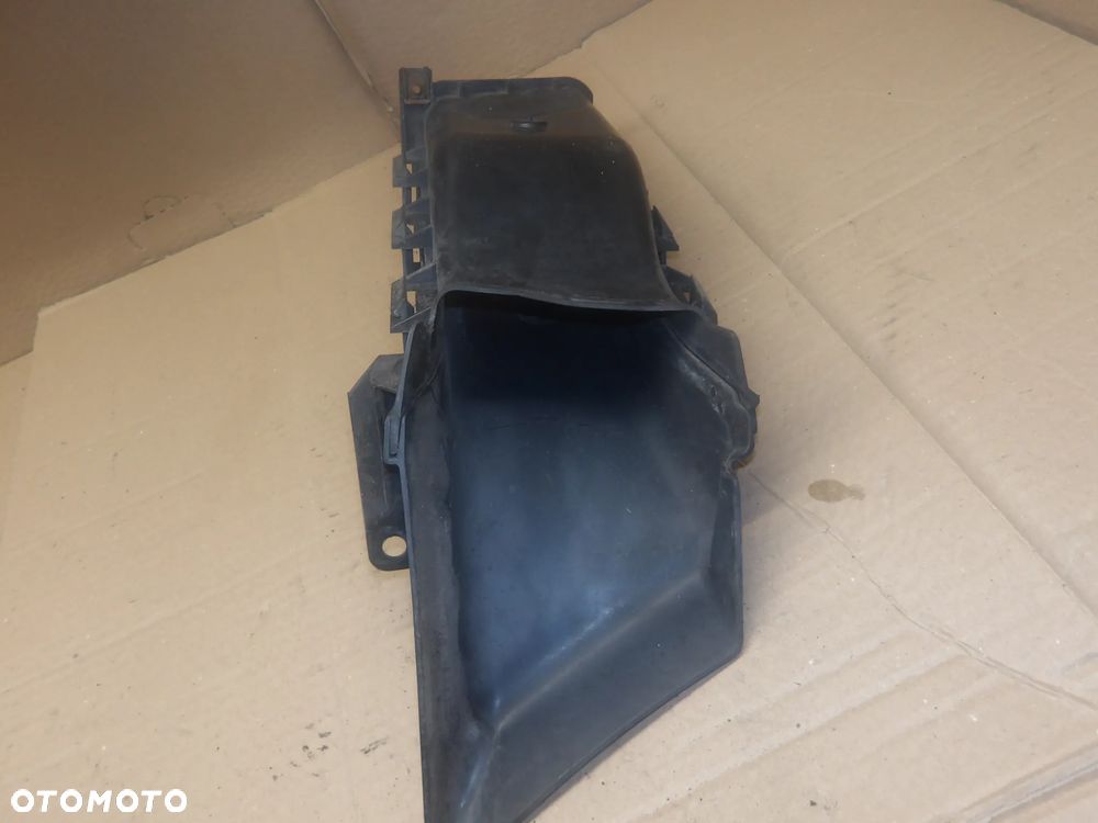 BMW E91 KOMBI 2.0D KIEROWNICA WLOT POWIETRZA PRAWY PRZÓD 7121570 7121569 - 6