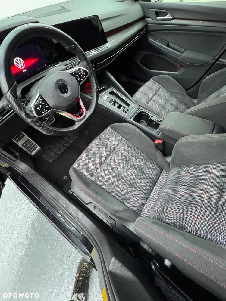 Volkswagen Golf 2.0 TSI GTI DSG - 3