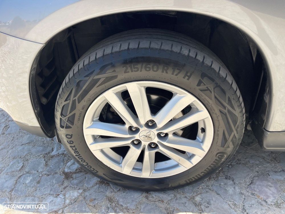 Mitsubishi ASX 1.8 DI-D Intense - 9