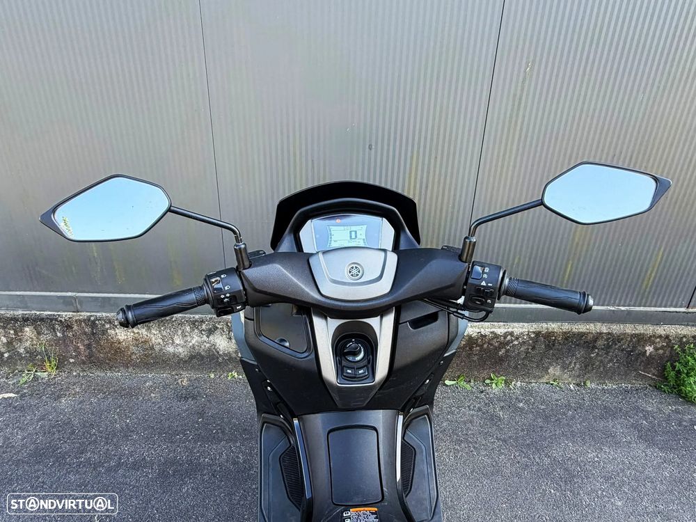 Yamaha NMAX - 6