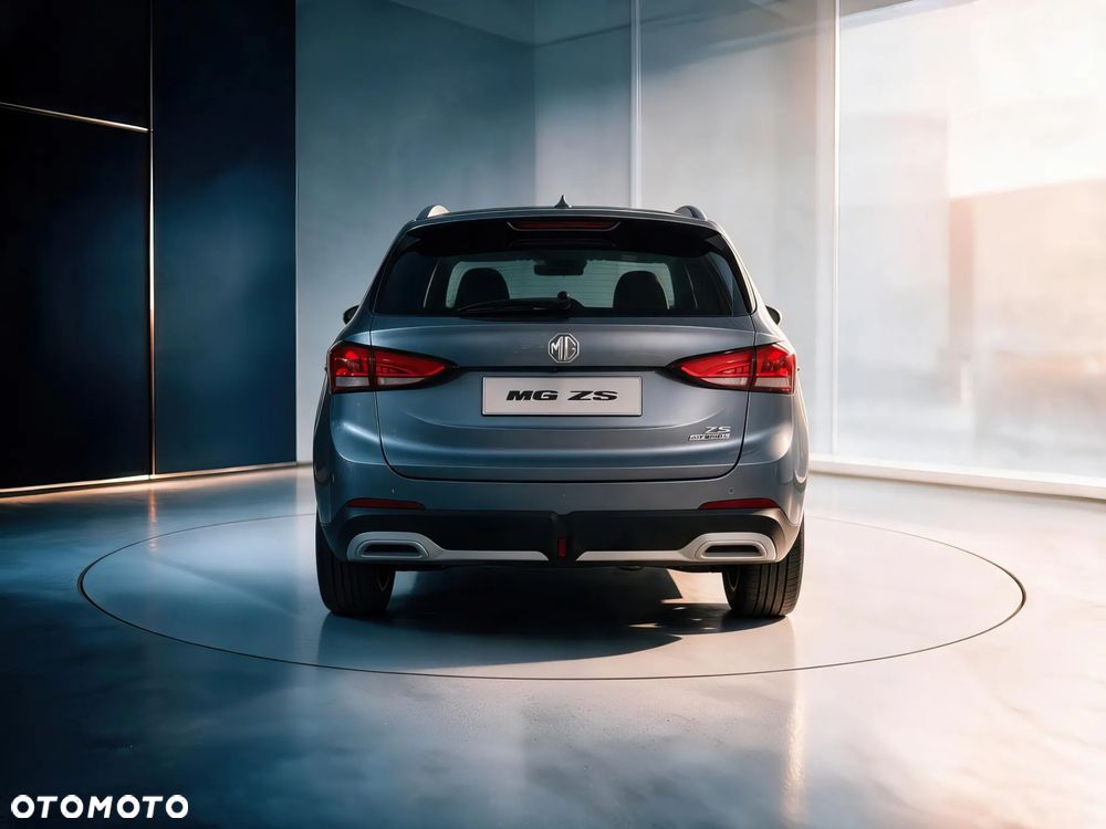 MG ZS - 7
