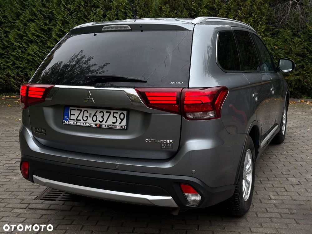 Mitsubishi Outlander 2.0 Intense CVT - 10
