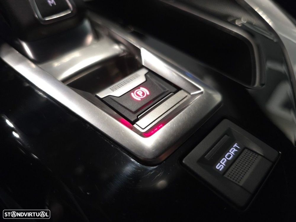 Peugeot 3008 1.5 BlueHDi GT Line EAT8 - 30