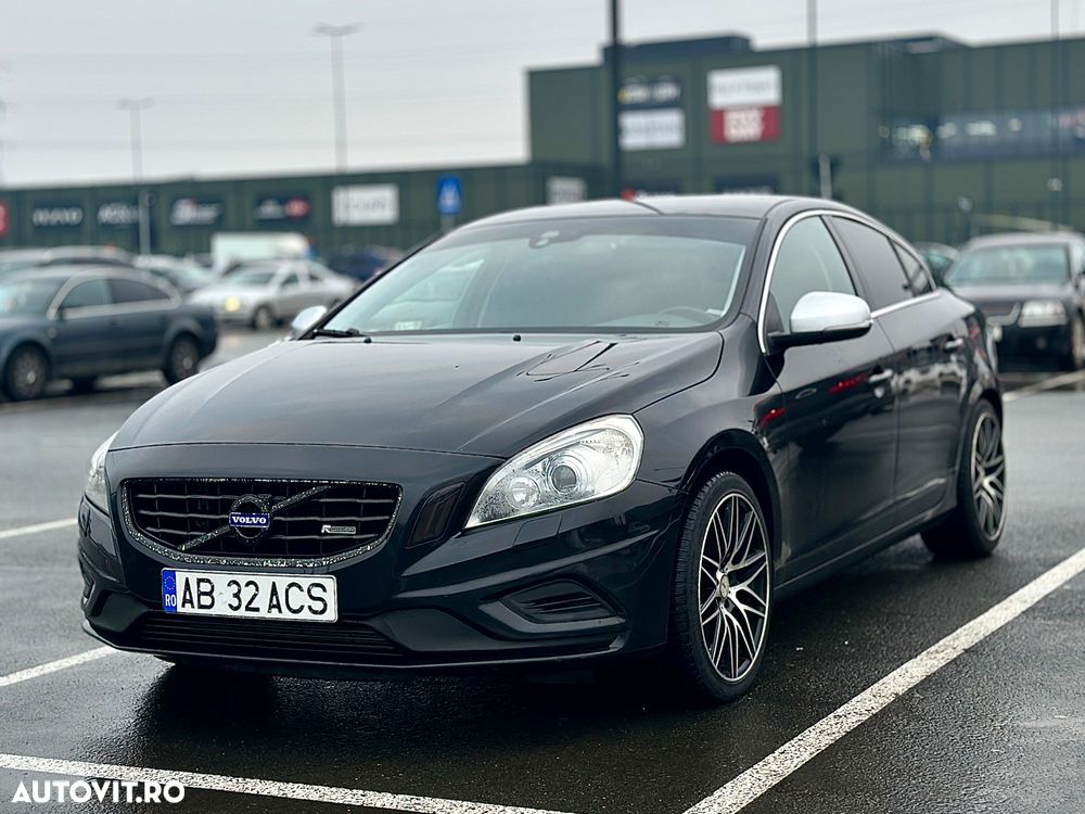 Volvo S60 D5 AWD Geartronic RDesign - 1