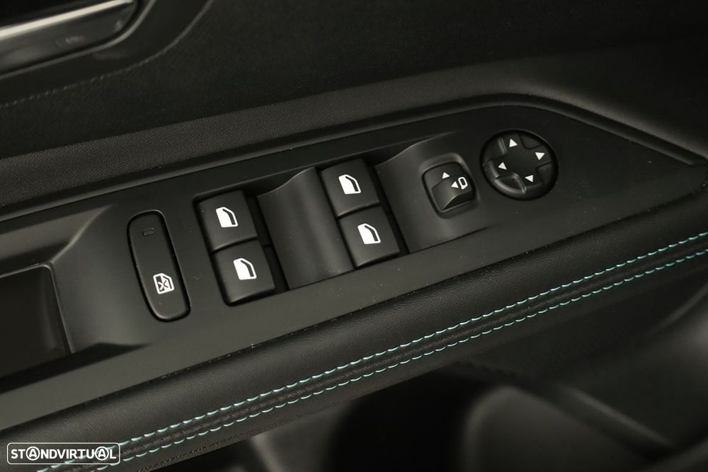 Peugeot 5008 1.2 PureTech Allure Pack EAT8 - 21