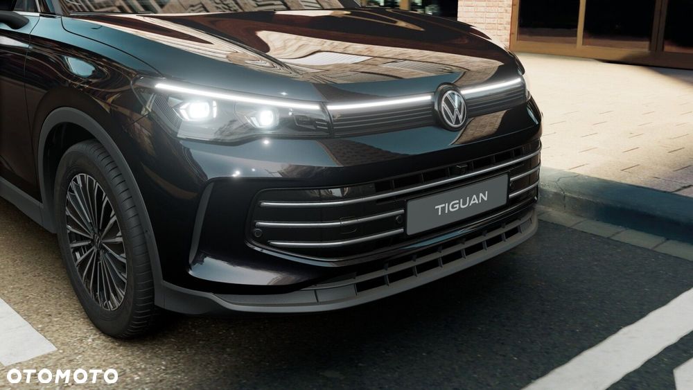 Volkswagen Tiguan 2.0 TSI 4Mot Elegance DSG - 11