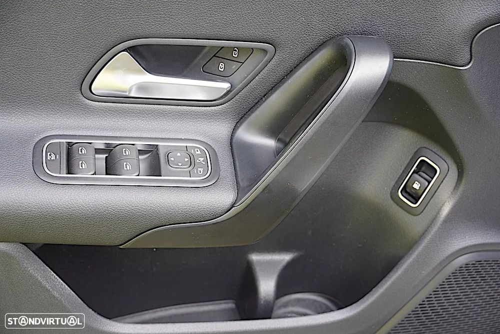 Mercedes-Benz A 250 e Style Plus - 18