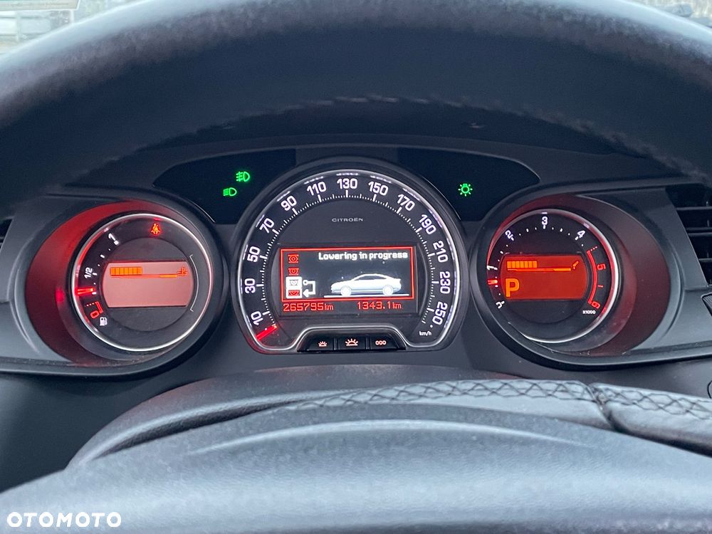 Citroën C5 3.0 HDi V6 Exclusive Equilibre Navi - 10