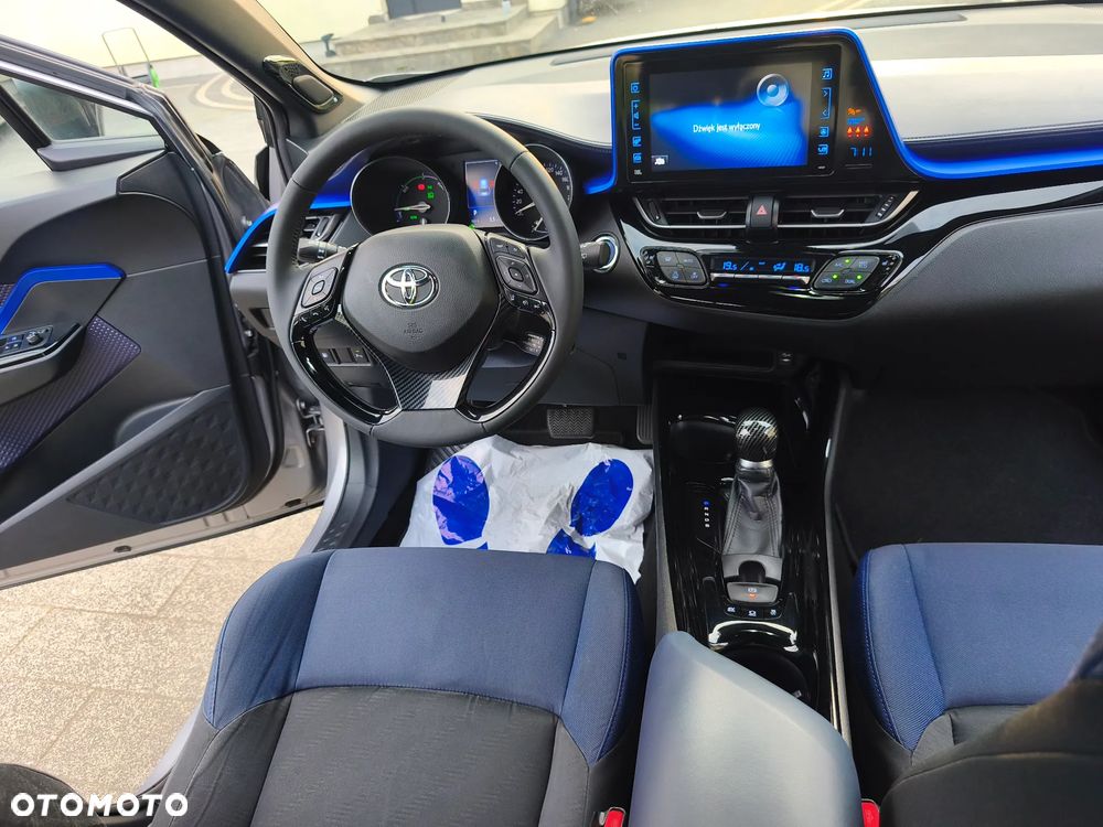 Toyota C-HR Style Selection - 17
