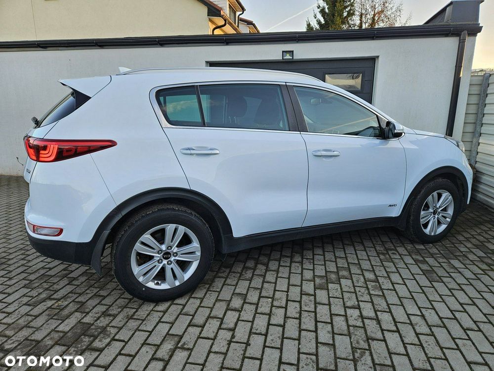 Kia Sportage 2,0 CRDI AWD Platinum - 4