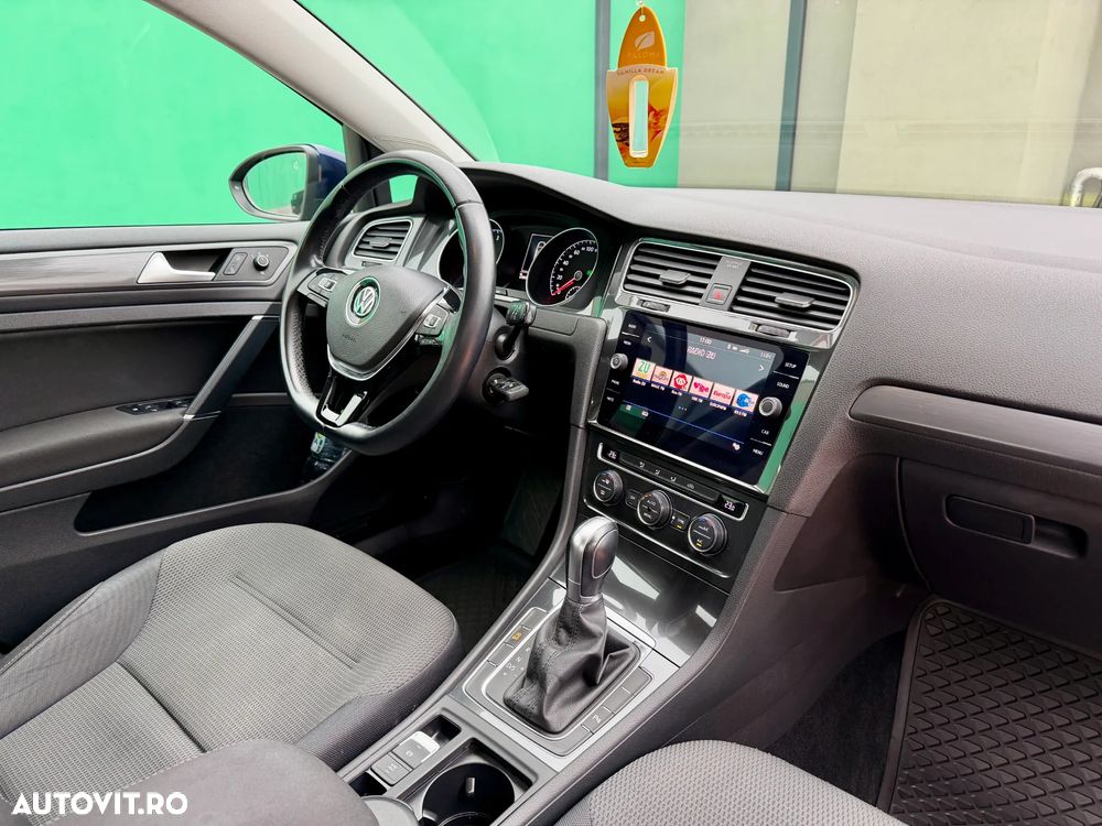 Volkswagen Golf 1.6 TDI DSG Comfortline - 9
