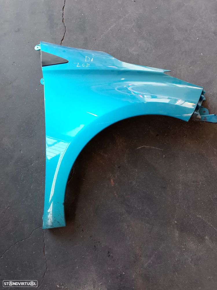 GUARDA LAMAS DIREITO RENAULT ZOE