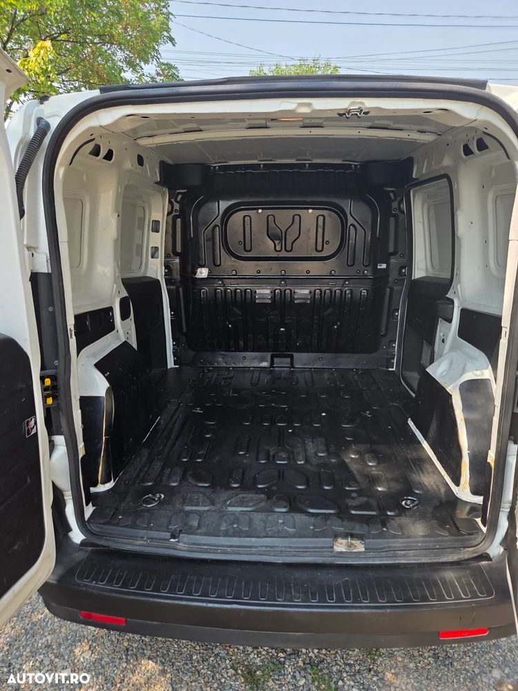 Opel Combo L1H1 CV Combi - 11