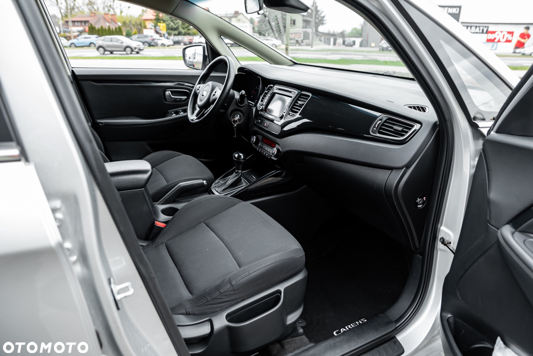 Kia Carens 1.7 CRDi L - 23