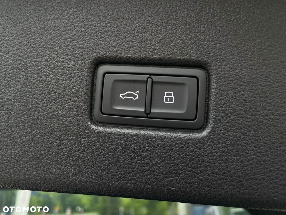 Audi Q5 Sportback - 10