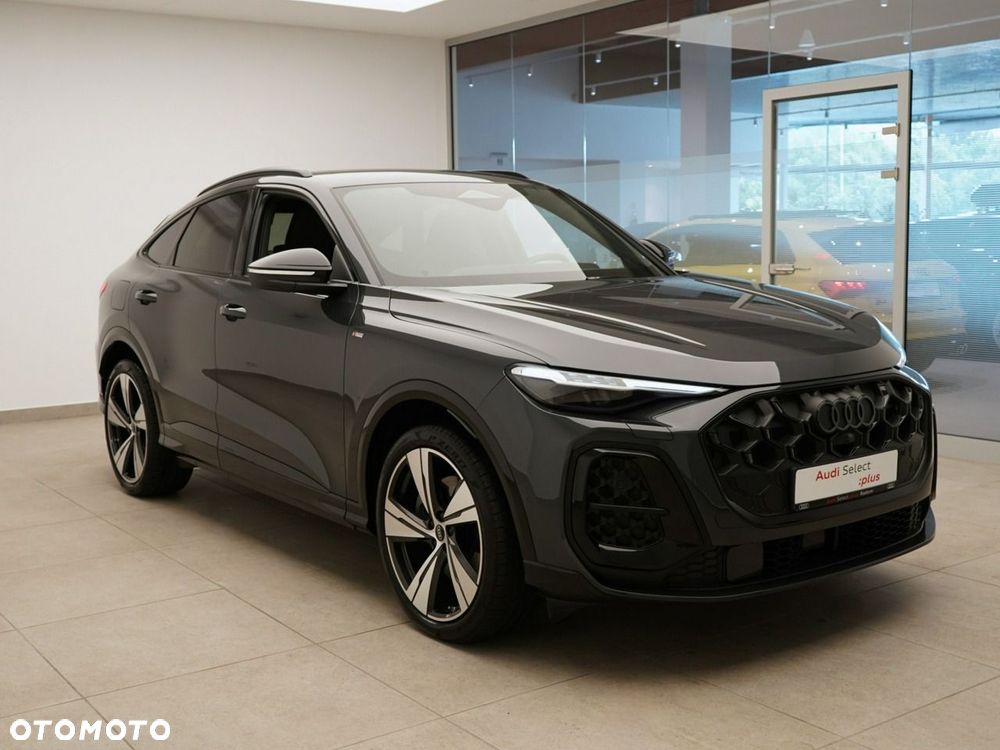 Audi Q5 Sportback - 6