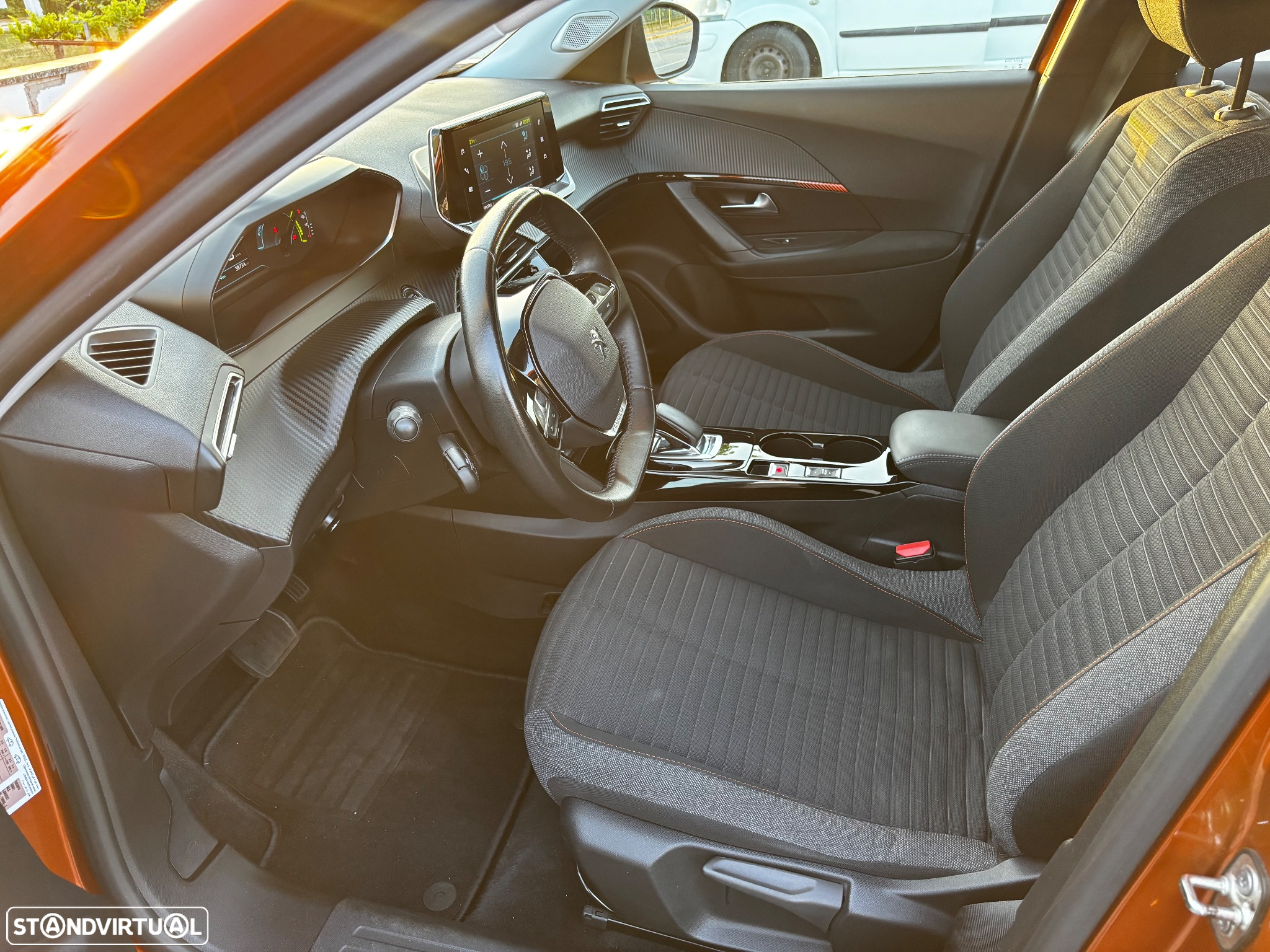 Peugeot e-2008 50 kWh Active Pack - 6