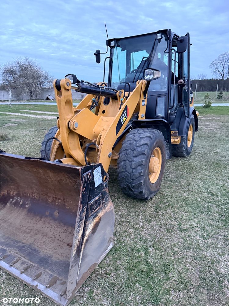 Caterpillar ŁADOWARKA CAT 906M 906 907 908 łyżka pług widły  Liebherr 506 Volvo L25 - 11