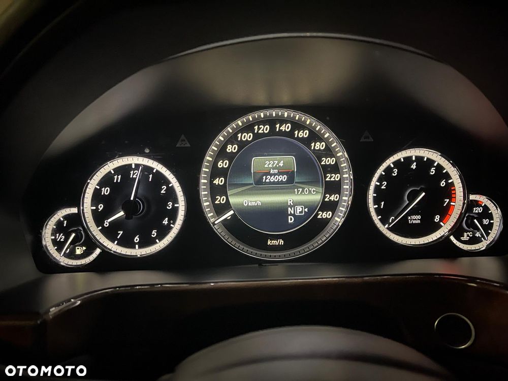 Mercedes-Benz Klasa E - 7