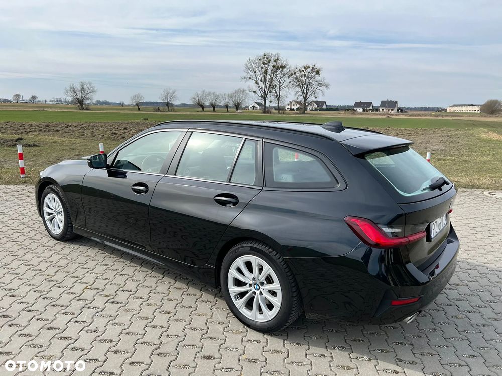 BMW Seria 3 320d Edition Luxury Line Purity - 4