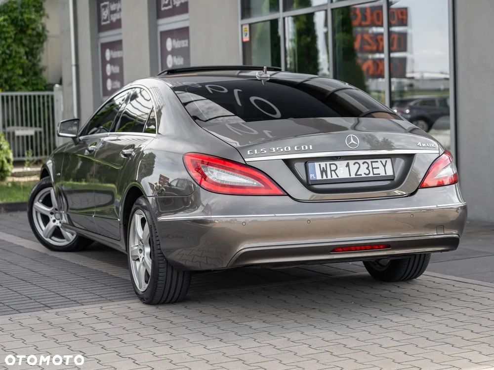 Mercedes-Benz CLS - 8