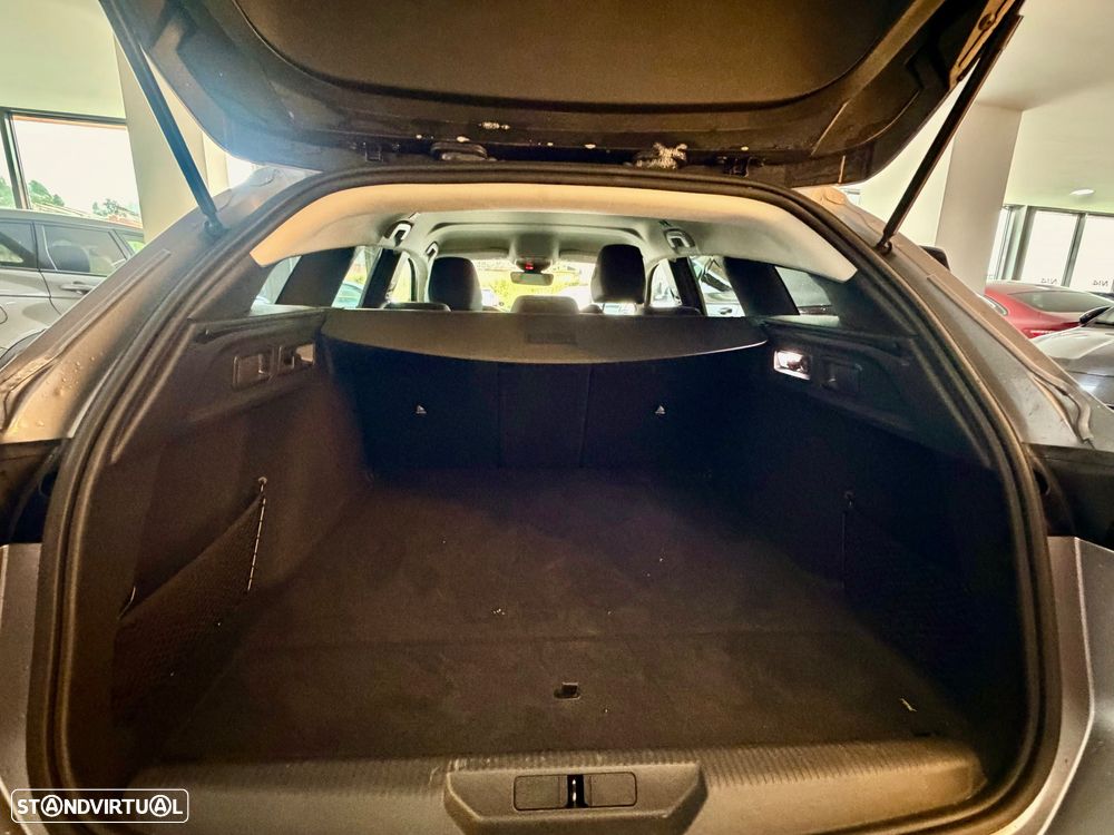 Peugeot 308 SW 1.6 Hybrid Allure Pack e-EAT8 - 20