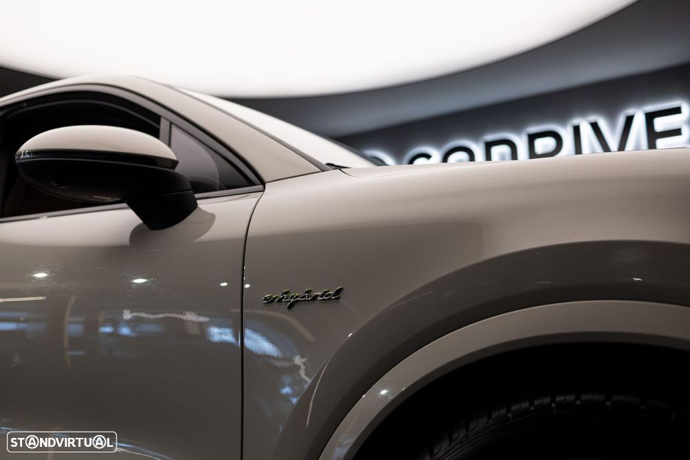 Porsche Cayenne Coupé E-Hybrid - 5