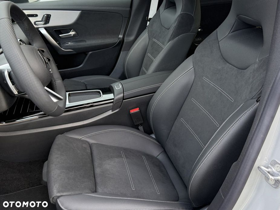 Mercedes-Benz CLA 200 AMG Line 7G-DCT - 6