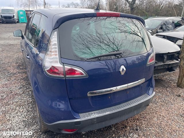 Dezmembrez Renault Megane Scenic 3 an 2013 2.0 16cp Euro 5 - 5