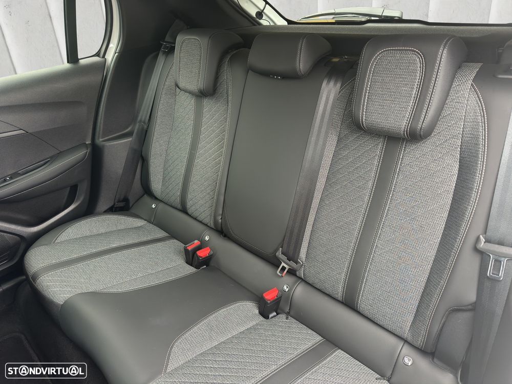 Peugeot e-208 50 kWh Allure - 10