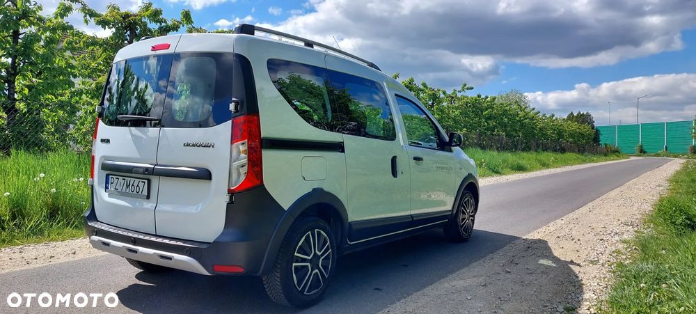 Dacia Dokker SCe 100 Stepway - 3