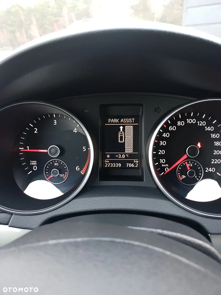 Volkswagen Golf 1.6 TDI DPF BlueMotion Technology Comfortline - 10