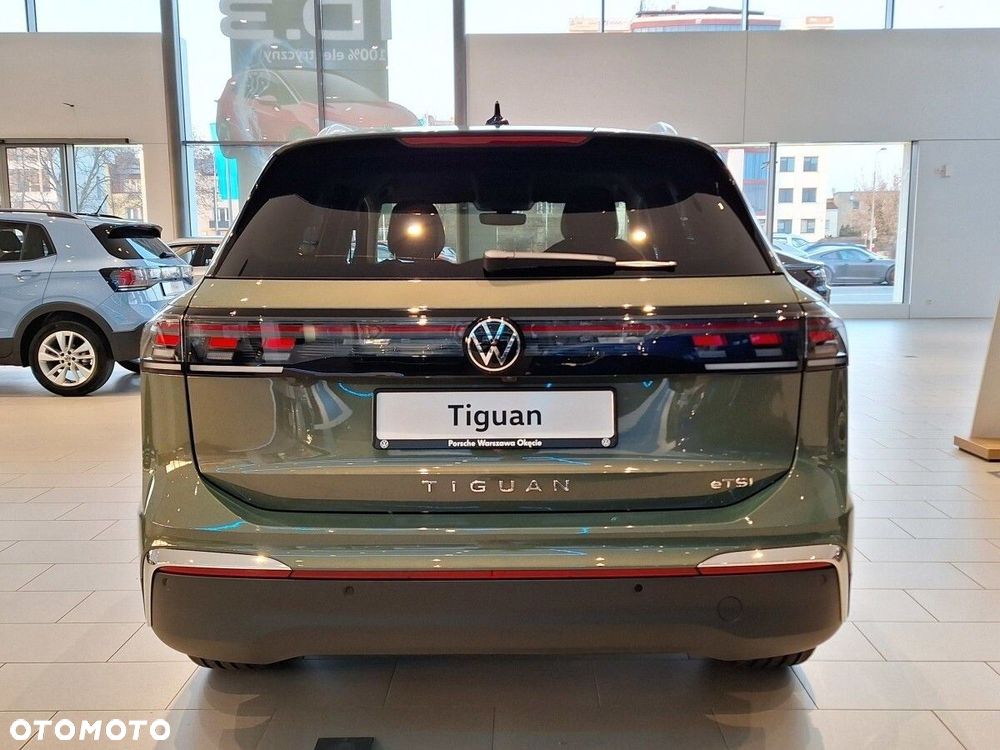 Volkswagen Tiguan - 5