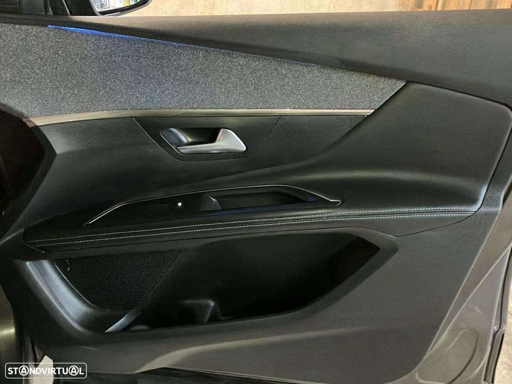 Peugeot 5008 1.5 BlueHDi Allure - 22