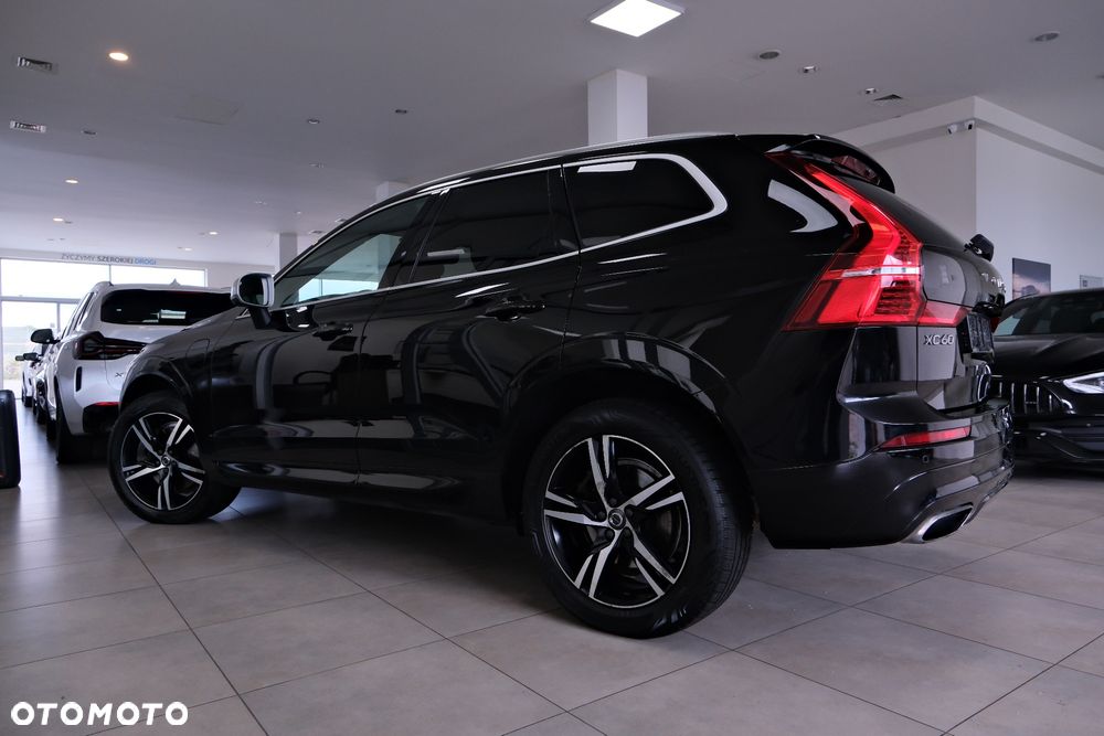 Volvo XC 60 T6 AWD Plug-In Hybrid R-Design - 9