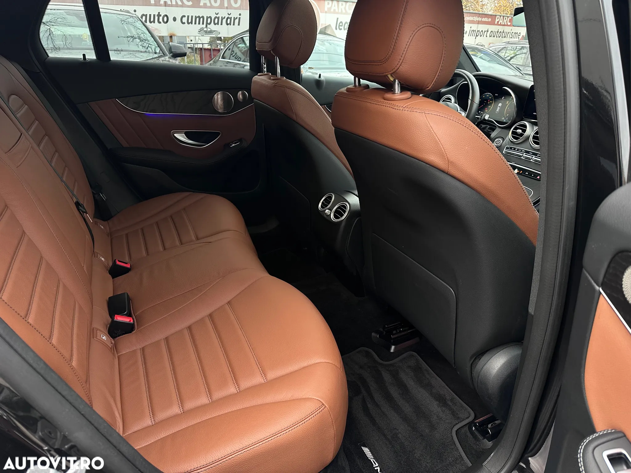 Mercedes-Benz GLC Coupe 300 d 4Matic 9G-TRONIC AMG Line - 14