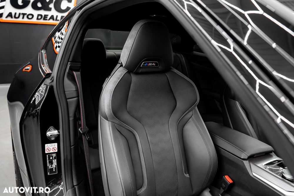 BMW M4 Competition AT - 12