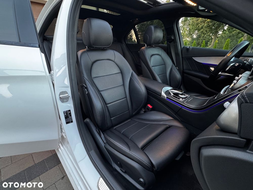 Mercedes-Benz Klasa C 220 d 4MATIC 9G-TRONIC - 18