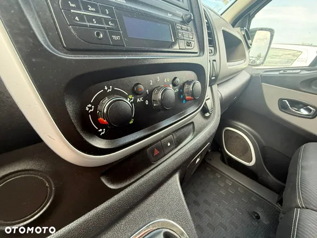 Renault TRAFIC - 15