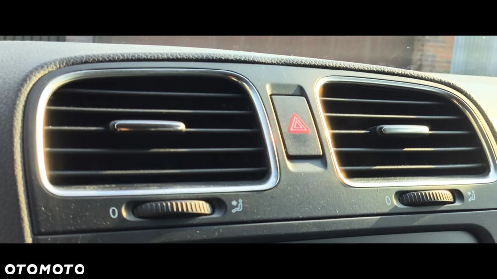 Volkswagen Golf - 19