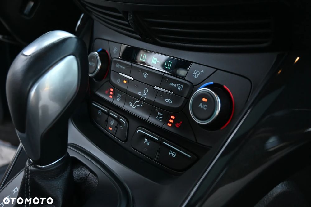 Ford Kuga 1.5 EcoBoost 4x4 ST-Line - 31