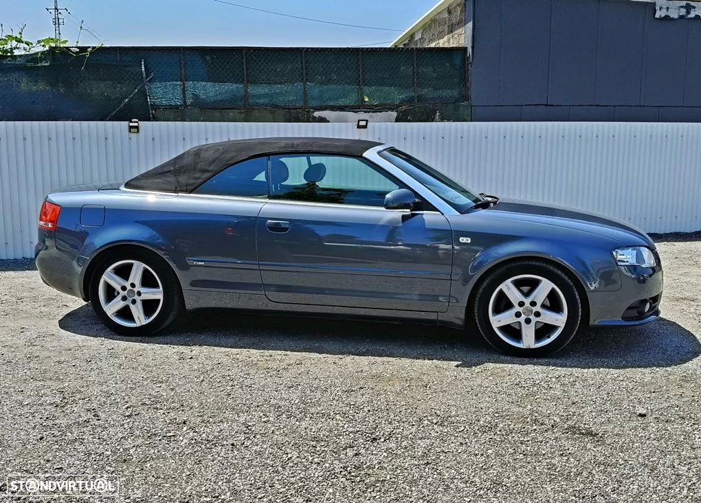Audi A4 Cabrio 2.0 TDi S-line - 14